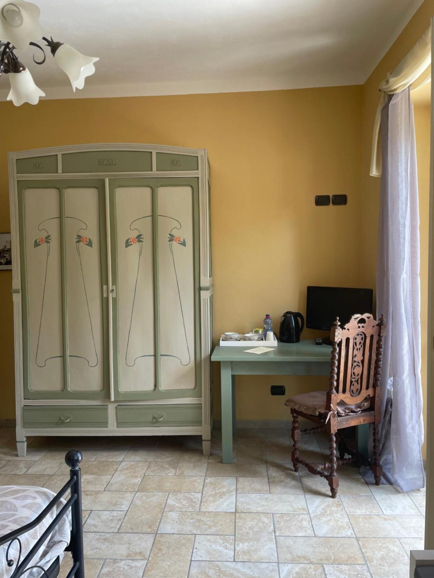 Agriturismo Cascina Anri Mango Екстериор снимка