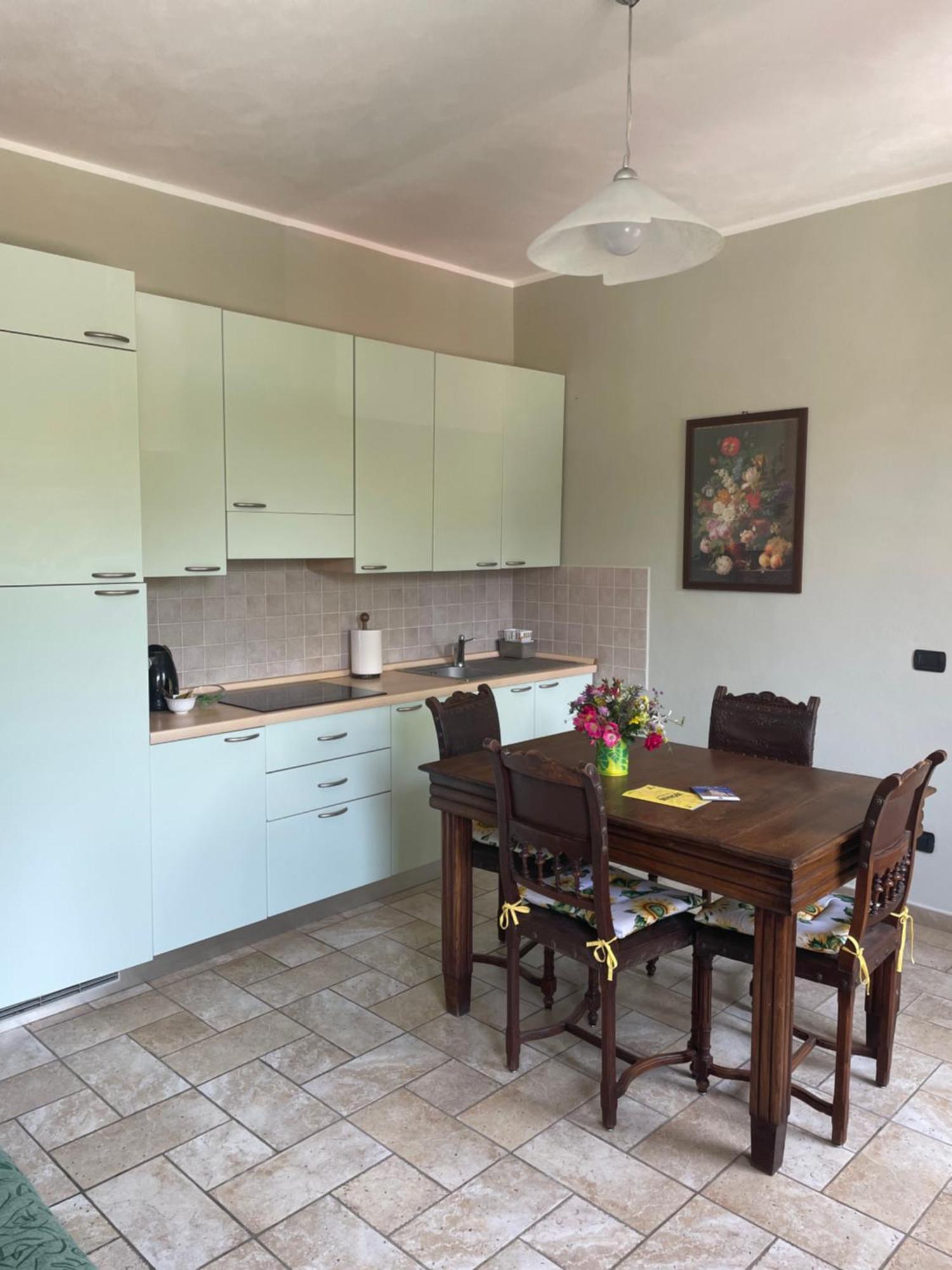 Agriturismo Cascina Anri Mango Екстериор снимка