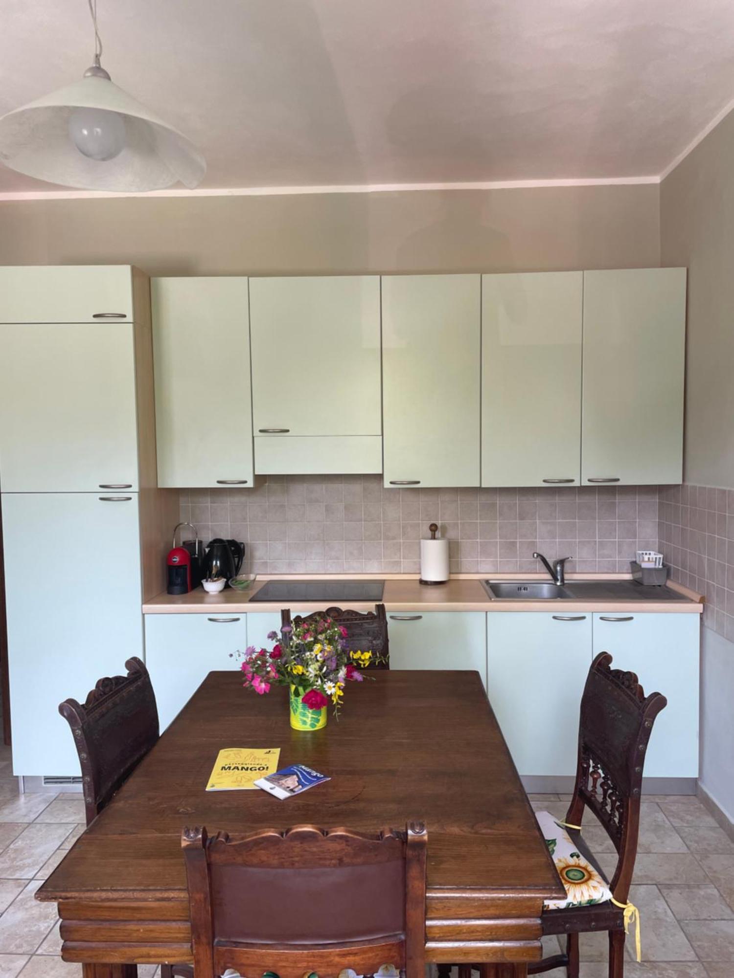 Agriturismo Cascina Anri Mango Екстериор снимка