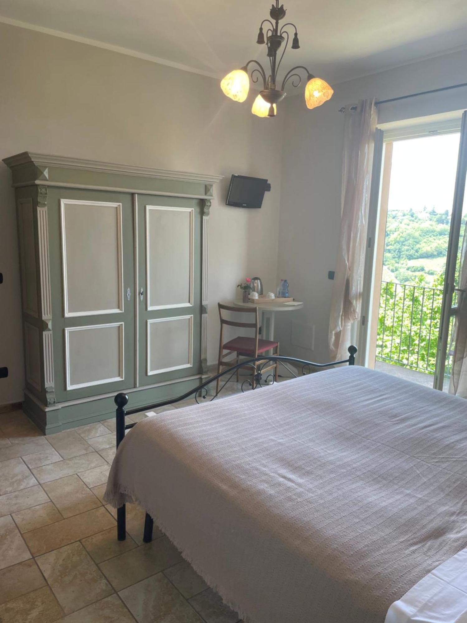 Agriturismo Cascina Anri Mango Екстериор снимка